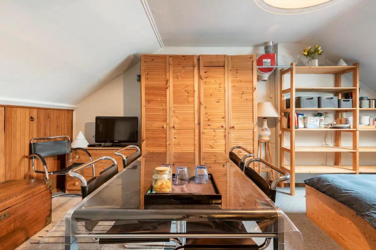Cozy Room In Residential Alkmaar - Free Parking Exterior photo